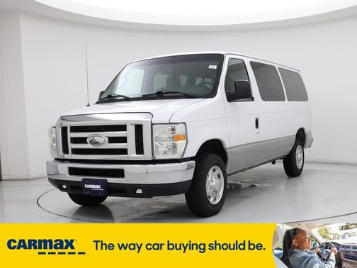 2014 Ford E350 Super Duty XLT