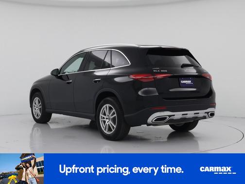 2023 Mercedes-Benz GLC 300 