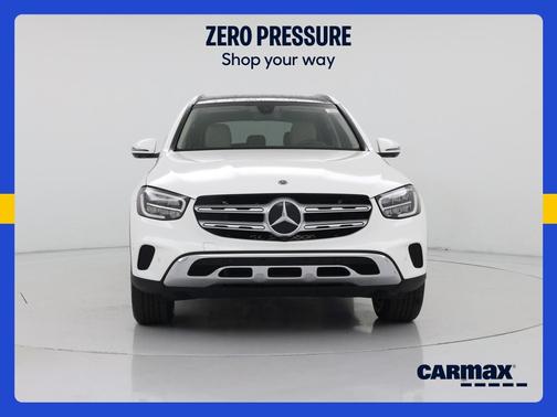 White 2021 Mercedes-Benz GLC 300