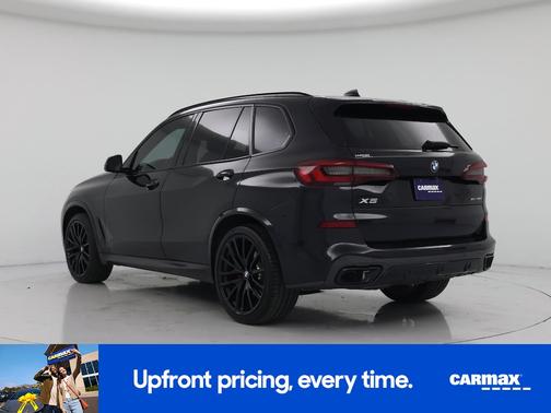Black 2022 BMW X5 xDrive40i