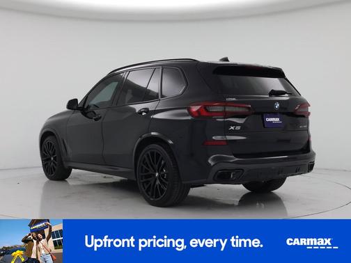 Black 2022 BMW X5 xDrive40i