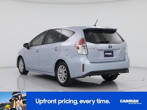 2016 Toyota Prius v Four