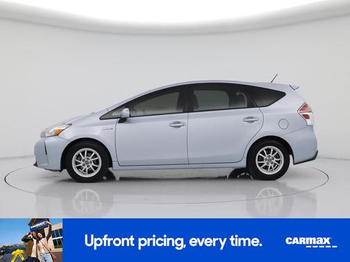 2016 Toyota Prius v Four