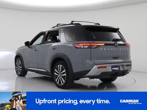 2022 Nissan Pathfinder Platinum
