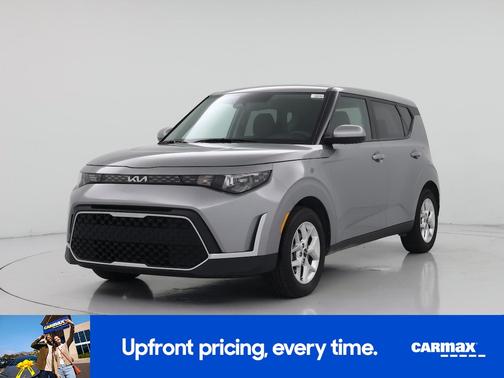 Gray 2025 Kia Soul LX