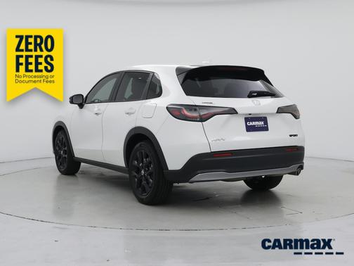 White 2025 Honda HR-V Sport