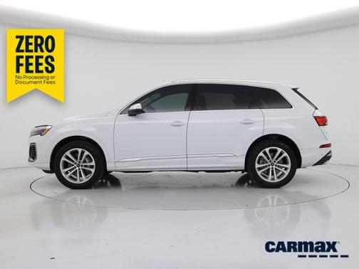 White 2025 Audi Q7 Premium Plus