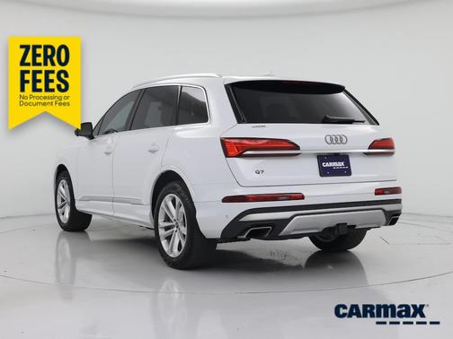 White 2025 Audi Q7 Premium Plus