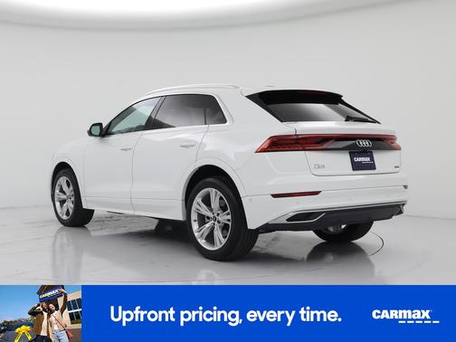 2023 Audi Q8 Premium Plus