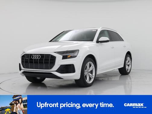 2023 Audi Q8 Premium Plus