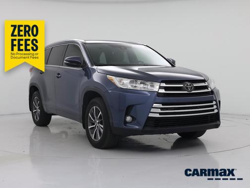 Blue 2018 Toyota Highlander XLE