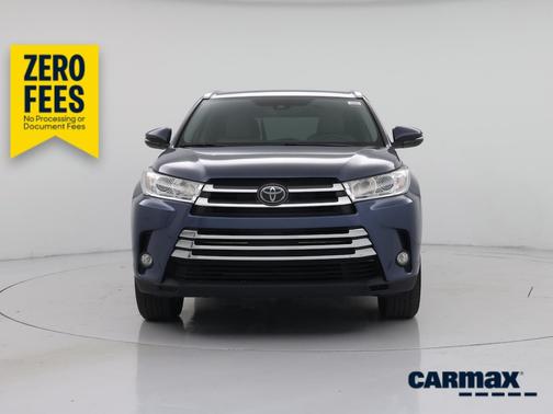 Blue 2018 Toyota Highlander XLE