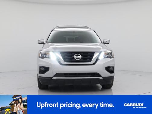 2017 Nissan Pathfinder SL