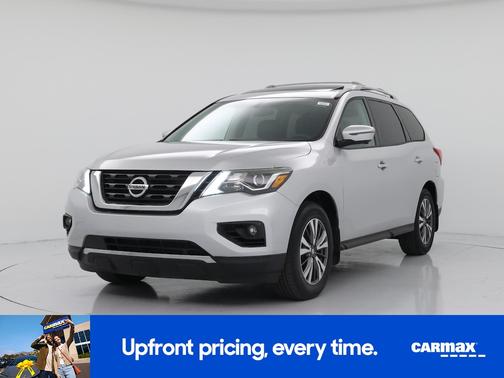 2017 Nissan Pathfinder SL