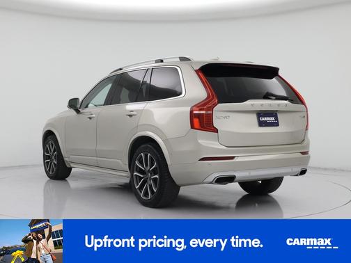 2016 Volvo XC90 T6 Momentum