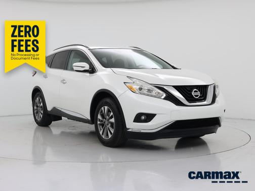 White 2016 Nissan Murano SV