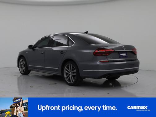 2017 Volkswagen Passat R-Line