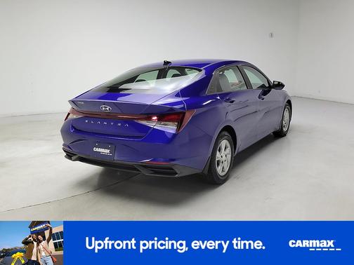 2023 Hyundai ELANTRA SE