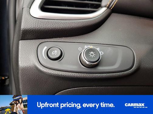Blue 2021 Chevrolet Trax LT