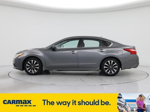 2017 Nissan Altima SV