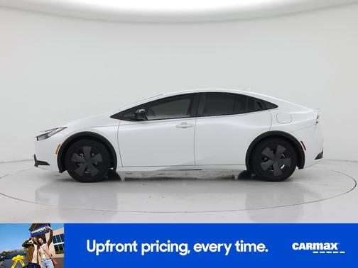White 2024 Toyota Prius LE
