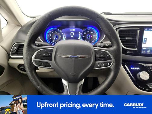 2020 Chrysler Pacifica Touring