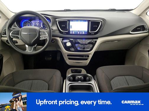 2020 Chrysler Pacifica Touring