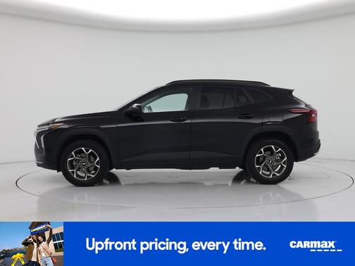 Black 2025 Chevrolet Trax LT
