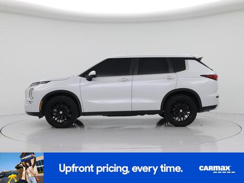 2024 Mitsubishi Outlander SE