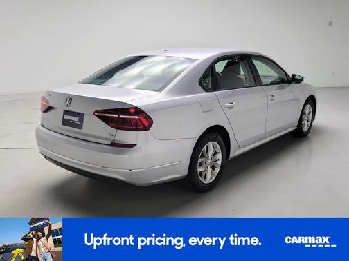 2018 Volkswagen Passat S