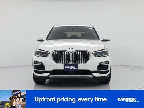 White 2021 BMW X5 PHEV XDrive45e