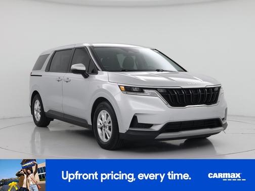 2023 Kia Carnival LX Seat Package