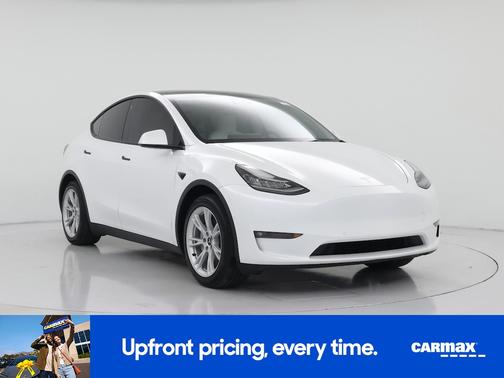 White 2023 Tesla Model Y Long Range