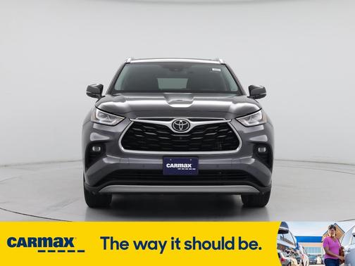 2022 Toyota Highlander Platinum