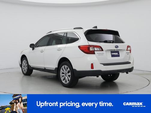 White 2017 Subaru Outback 3.6R Touring