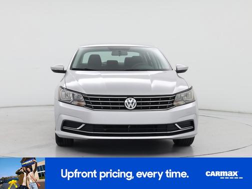 2017 Volkswagen Passat S