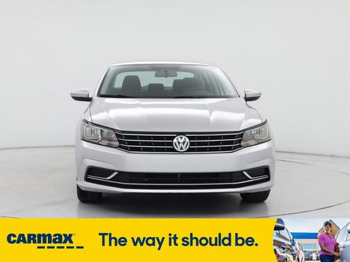 2017 Volkswagen Passat S