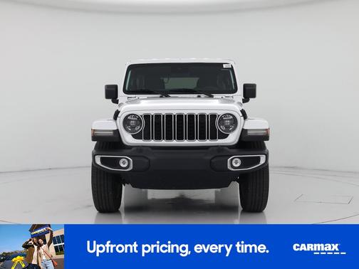 White 2025 Jeep Wrangler Sahara