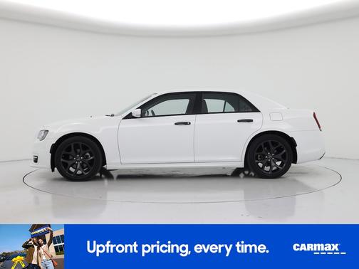 White 2022 Chrysler 300 Touring L