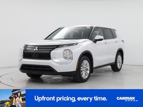 2024 Mitsubishi Outlander ES