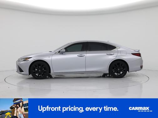 2024 Lexus ES 300h F-SPORT Handling