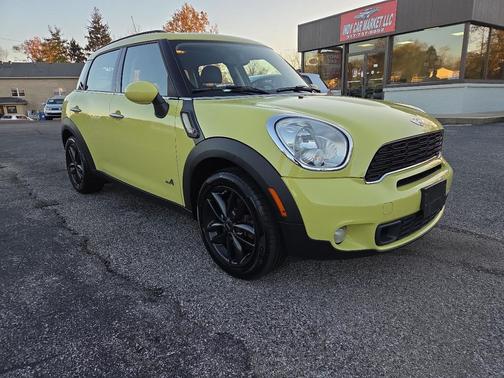 2012 MINI Cooper S Countryman Base