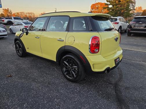 2012 MINI Cooper S Countryman Base