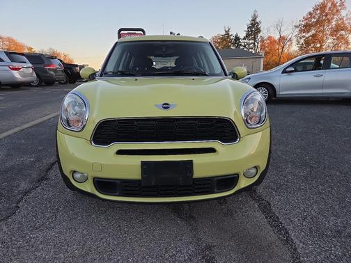 2012 MINI Cooper S Countryman Base