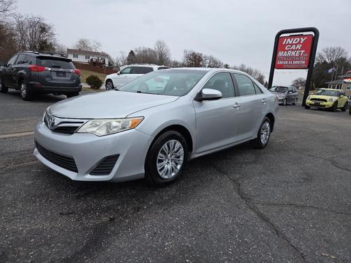 2013 Toyota Camry LE