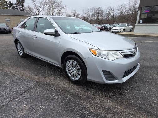 2013 Toyota Camry LE