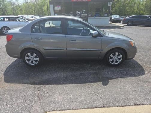Titanium 2011 Kia Rio LX