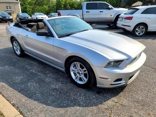 2014 Ford Mustang V6