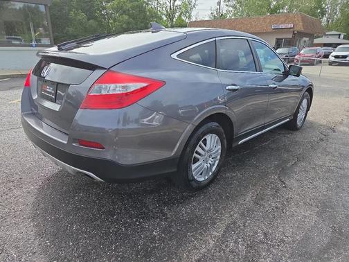 Polished Metal Metallic 2015 Honda Crosstour EX-L