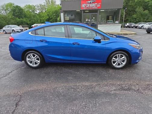 Blue 2016 Chevrolet Cruze LT Auto